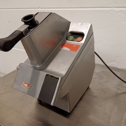 Dito sama vegetable cutter 